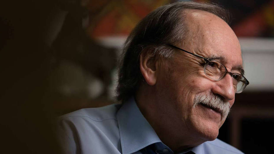 Una lectura meditada con lápiz en mano: abediciones presenta “El poder y la justicia para jóvenes políticos” de Rafael Tomás Caldera